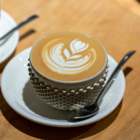 Flat Cup Weiß